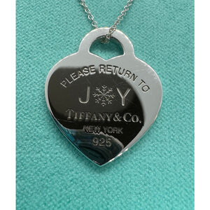 Tiffany & Co. snowflake-Joy necklace